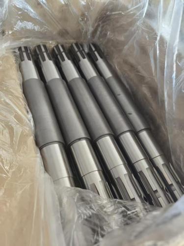 7Вал шлицевой